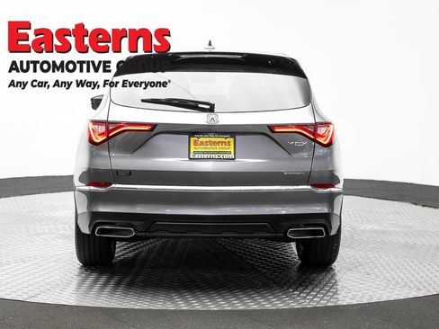 Used 2023 Acura MDX SH-AWD image 6