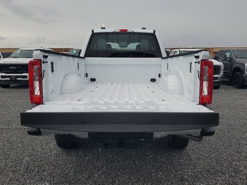 New 2026 Ford F250 XL w/ XL Chrome Package image 9