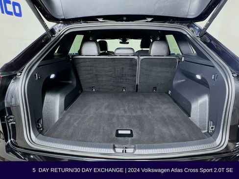 Used 2024 Volkswagen Atlas Cross Sport SE image 29