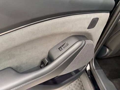 New 2025 Ford Mustang Mach-E GT w/ Bronze Appearance Package image 17