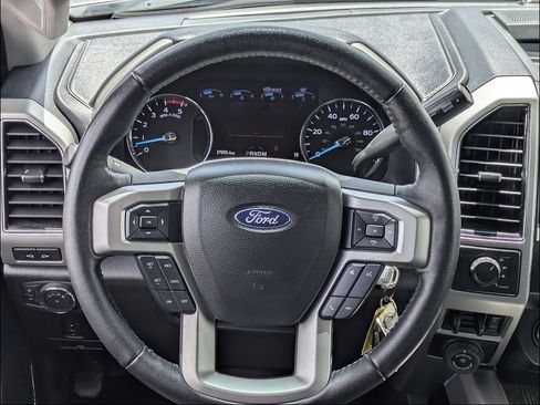 Used 2020 Ford F350 Lariat w/ Lariat Value Package AWD/4WD image 22