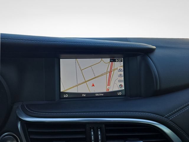 Used 2019 INFINITI QX30 AWD image 13