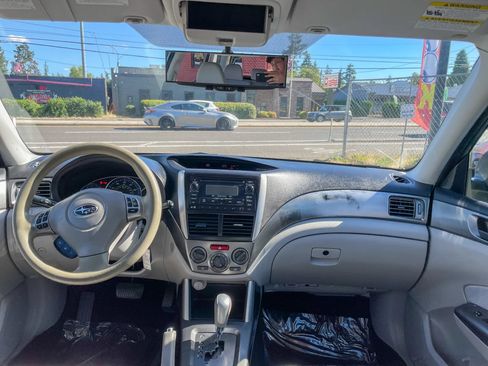 Used 2013 Subaru Forester 2.5X w/ Popular Pkg 1 AWD/4WD image 3
