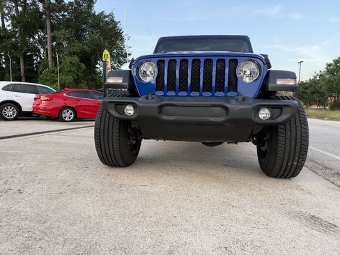 Used 2020 Jeep Wrangler Unlimited Sport AWD/4WD image 5