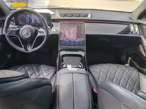 Used 2022 Mercedes-Benz S 580 S 580 w/ Rear Seat Package image 17