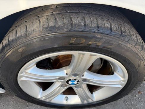 Used 2015 BMW 320i Sedan image 7