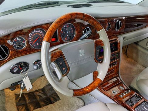 Used 1999 Rolls-Royce Silver Seraph image 21