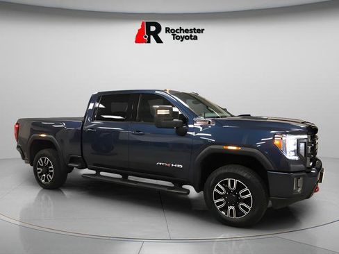 Used 2020 GMC Sierra 2500 AT4 w/ AT4 Premium Package AWD/4WD image 2