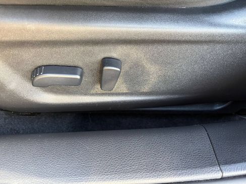 Used 2025 Nissan Altima 2.5 SV FWD image 22