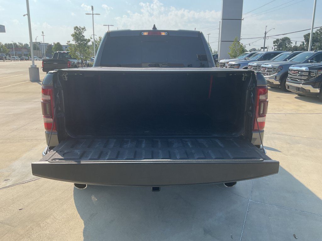 Used 2024 RAM 1500 Limited AWD/4WD image 9