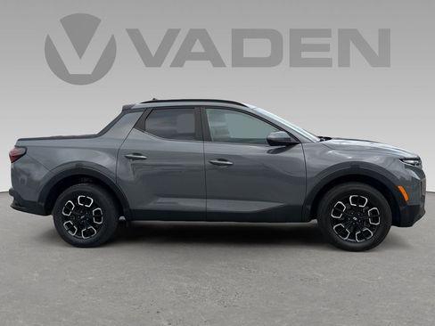 Used 2022 Hyundai Santa Cruz SEL Premium w/ Cargo Package AWD/4WD image 7