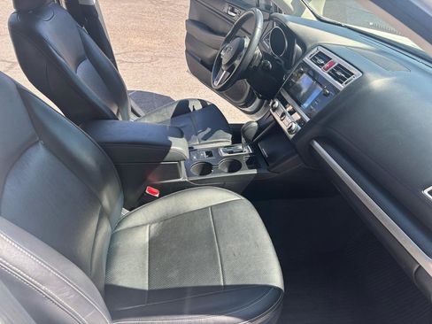 Used 2017 Subaru Legacy 2.5i Limited AWD/4WD image 11