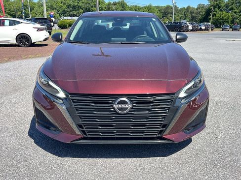 Used 2025 Nissan Altima 2.5 SV AWD/4WD image 8