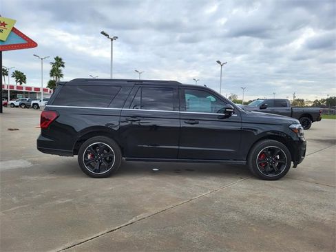 Used 2024 Ford Expedition Max Limited image 24