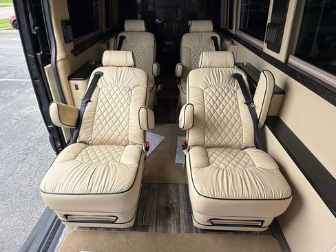 Used 2020 Mercedes-Benz Sprinter 3500 image 13
