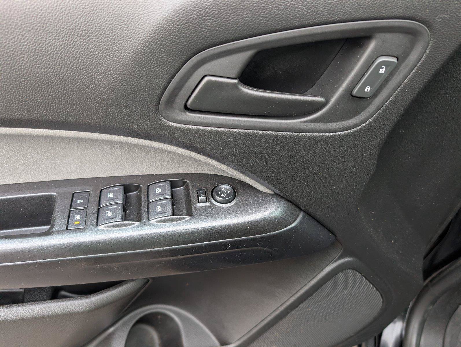 Used 2019 Chevrolet Colorado W/T w/ WT Convenience Package RWD image 17
