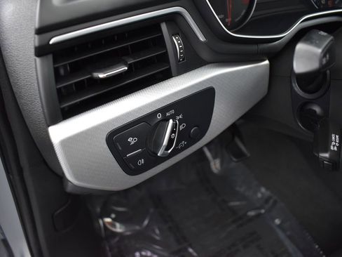 Used 2017 Audi A4 2.0T Premium image 11