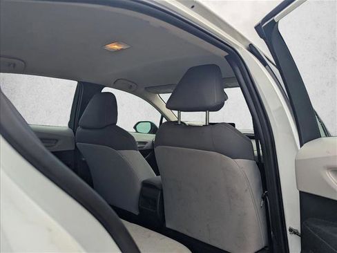 Used 2022 Toyota Corolla LE image 15