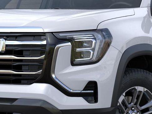 New 2025 GMC Terrain Elevation image 10