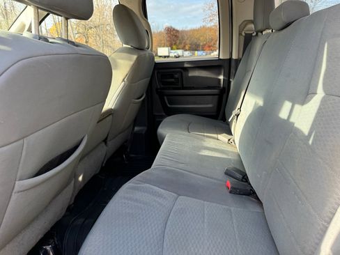Used 2013 RAM 1500 Express image 40