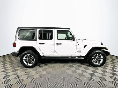 Certified 2022 Jeep Wrangler Unlimited Sahara w/ Cold Weather Group image 14