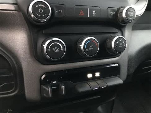 Used 2020 RAM 3500 Tradesman w/ Chrome Appearance Group image 18