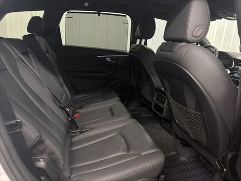 Used 2023 Audi Q7 2.0T Premium Plus AWD/4WD image 24