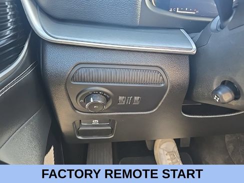 Used 2025 Jeep Wagoneer L Series III w/ Quick Order Package 25C Super AWD/4WD image 22