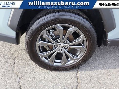 Used 2022 Toyota RAV4 XLE Premium image 41