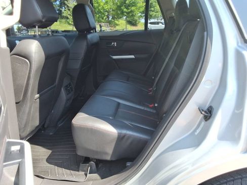 Used 2014 Ford Edge SEL w/ Equipment Group 205A FWD image 18
