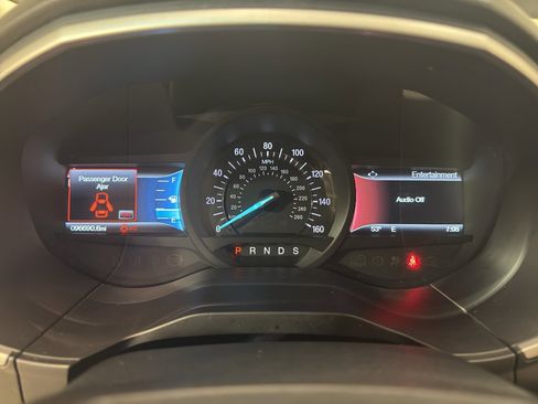 Used 2017 Ford Edge SEL w/ Equipment Group 201A image 17