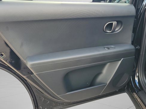 New 2026 Hyundai Ioniq 5 SE image 9