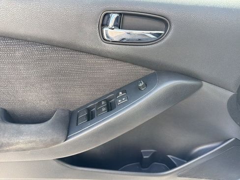 Used 2012 Nissan Altima 2.5 S w/ Convenience Pkg image 16