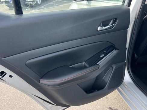 Used 2023 Nissan Altima 2.5 SR image 17