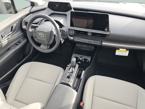 New 2026 Toyota Prius XLE FWD image 27