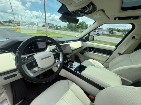 Used 2024 Land Rover Range Rover Autobiography AWD/4WD image 14