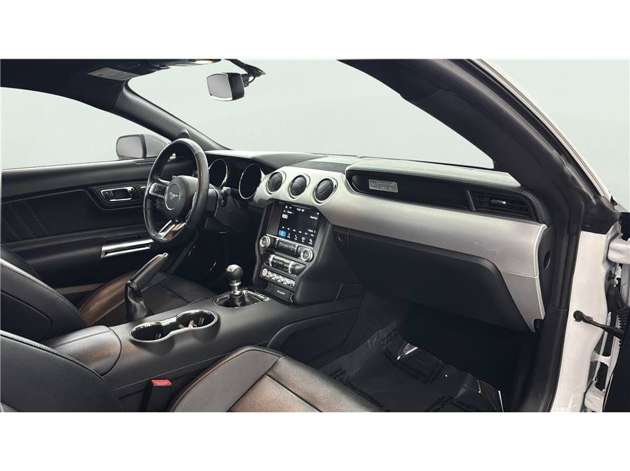 Used 2016 Ford Mustang Premium w/ Equipment Group 201A RWD image 17