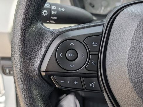 Used 2025 Toyota Corolla LE FWD image 22