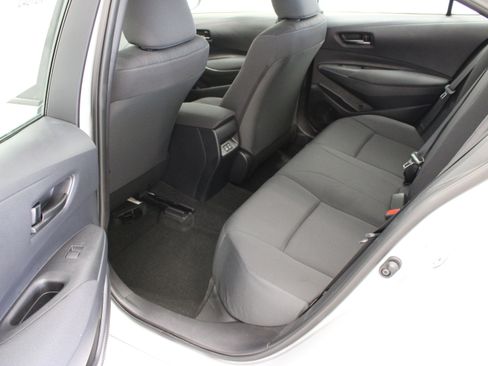 Used 2026 Toyota Corolla LE FWD image 25