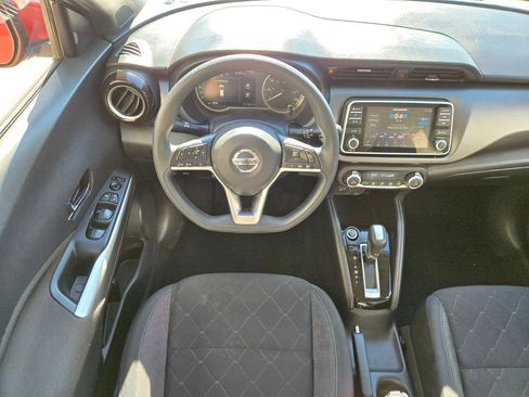 Used 2020 Nissan Kicks SV image 15
