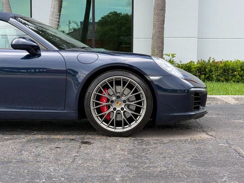 Used 2019 Porsche 911 Carrera S RWD image 20
