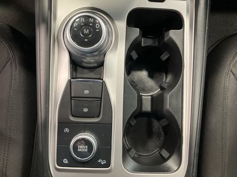 Used 2020 Ford Explorer XLT w/ Comfort Package image 14