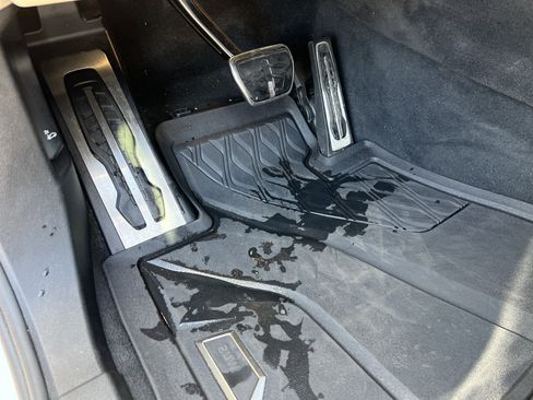 Used 2021 BMW X5 xDrive40i w/ M Sport Package image 17