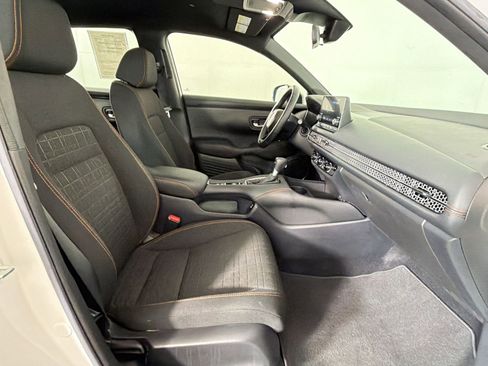 Used 2024 Honda HR-V Sport image 29