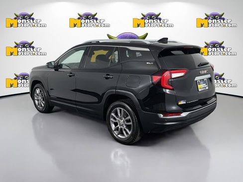 Used 2023 GMC Terrain SLT w/ Infotainment Package II AWD/4WD image 7