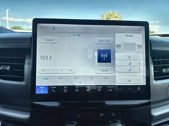 Used 2023 Ford Expedition Max XLT AWD/4WD image 16