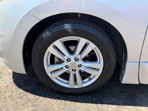 Used 2011 Nissan Quest SL w/ Protection Pkg FWD image 33
