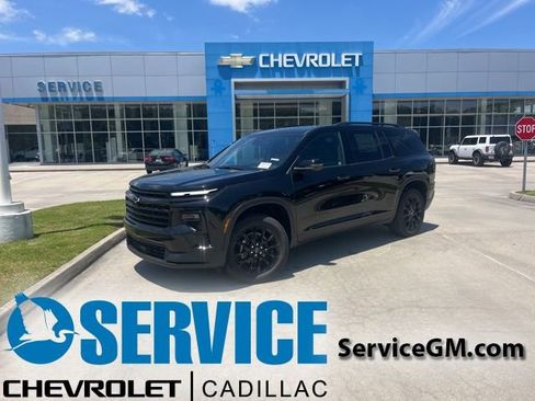 New 2026 Chevrolet Traverse LT w/ Midnight/Sport Edition FWD image 1