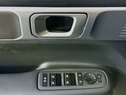 Certified 2025 Hyundai Santa Fe SEL AWD/4WD image 23