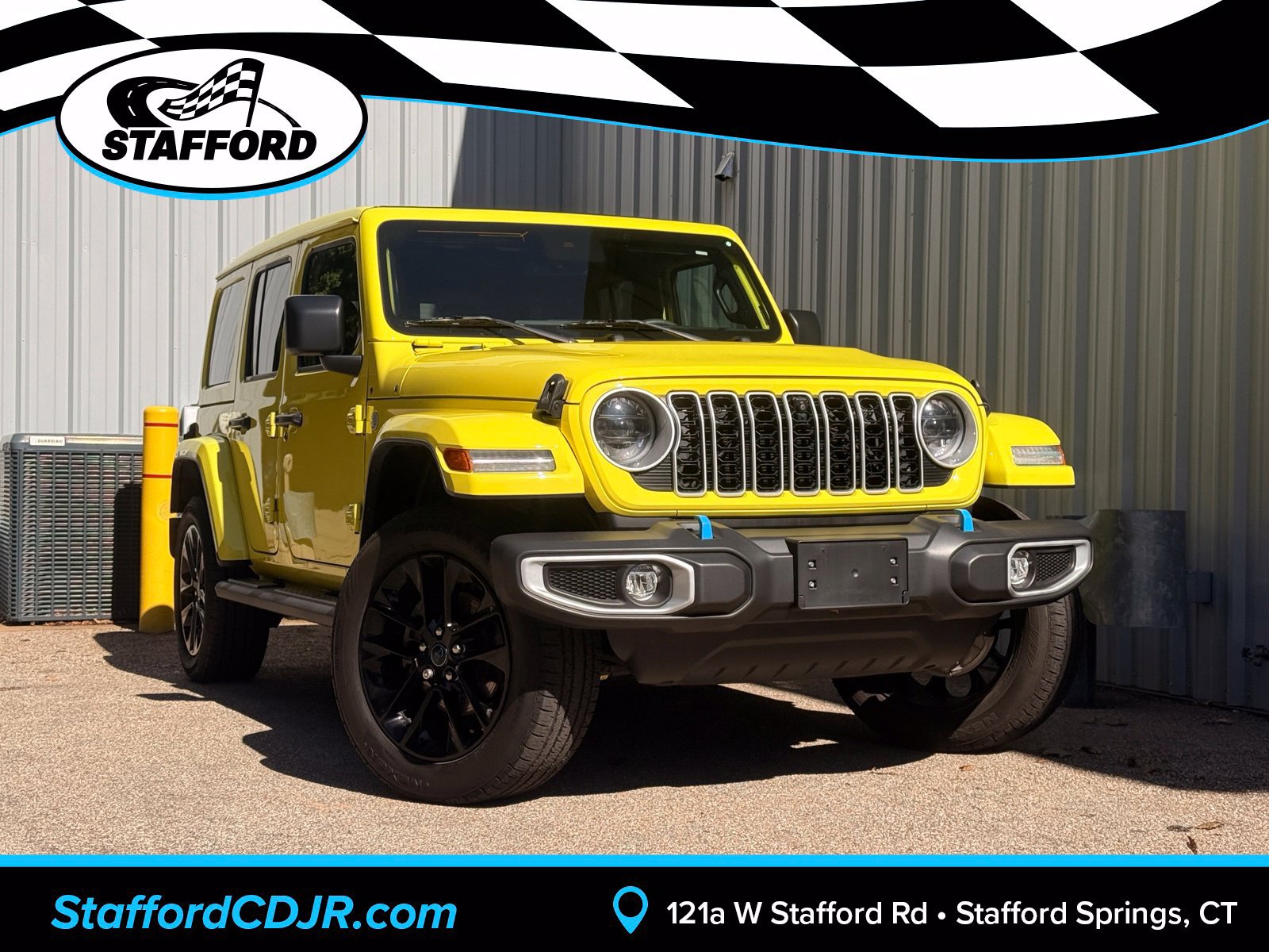 Used 2024 Jeep Wrangler Unlimited Sahara w/ Technology Group AWD/4WD image 1